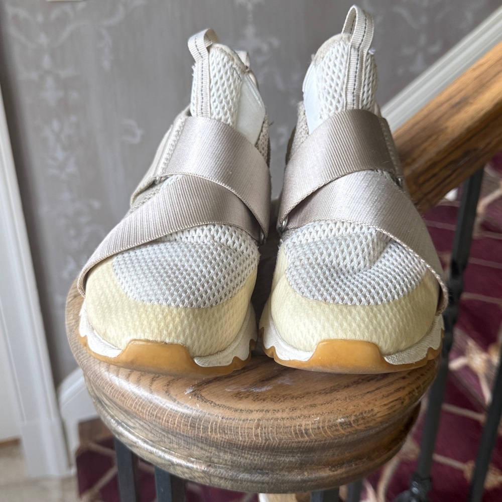 SORREL KINETI SNEAK sneakers ladies  size 7
Preowned very good condition - Picture 3 of 9